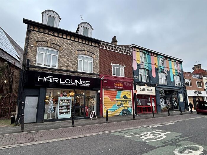4 Bedroom Flat To Rent In Wilmslow Road (A), Withington, Manchester, M20