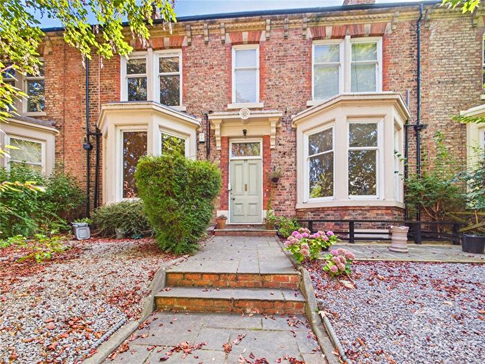 2 Bedroom Flat To Rent In Stanhope Road South, Darlington, County Durham, DL3