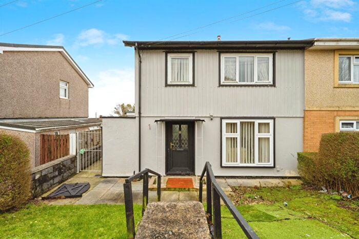 3 Bedroom Semi Detached House For Sale In Heol Trefor, Penlan, Swansea, SA5