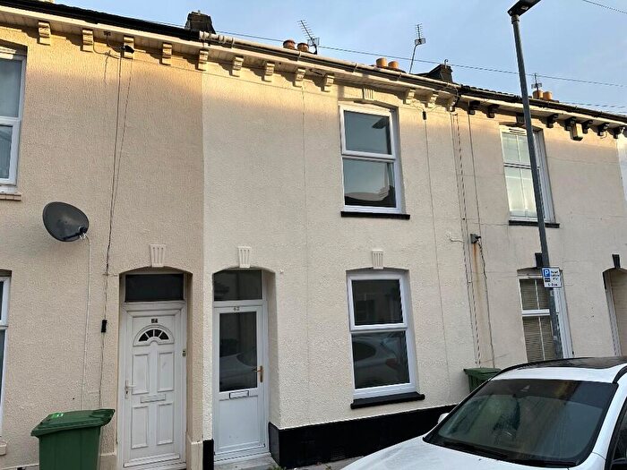 3 Bedroom Terraced House For Sale In Reginald Road, Portsmouth, Hampshire, PO4