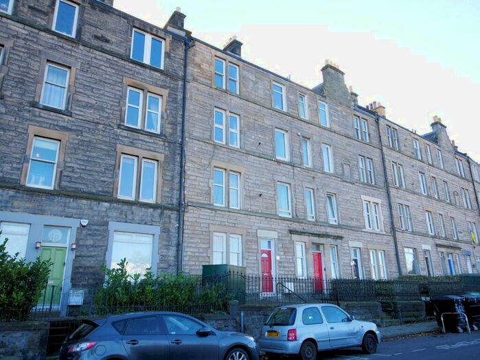 1 Bedroom Flat To Rent In Meadowbank Terrace, Meadowbank, Edinburgh, EH8