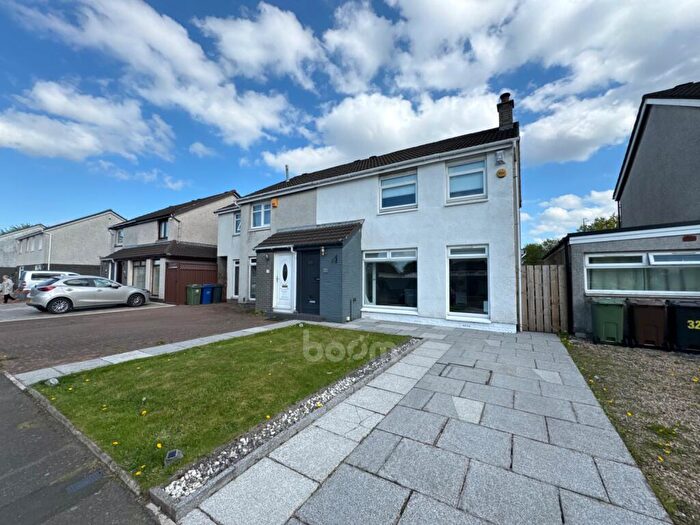 3 Bedroom Semi-Detached House For Sale In Morriston Crescent, Renfrew, PA4