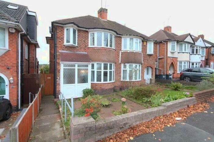 3 Bedroom House To Rent In Rocky Lane, Perry Barr, Birmingham, B42