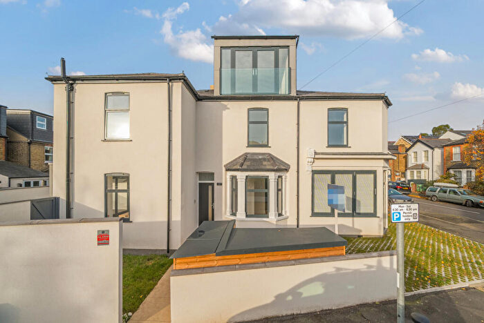 4 Bedroom Semi-Detached House For Sale In Clifton Road, Kingston Upon Thames, KT2