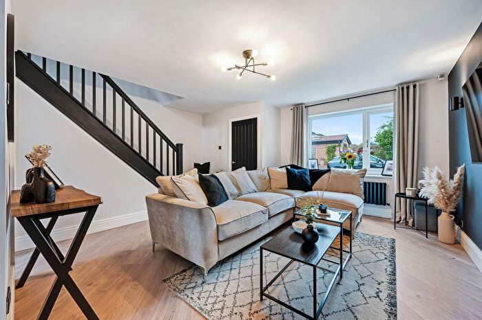 3 Bedroom Detached House For Sale In Cleveland Close, Ramsbottom, Bury, BL0