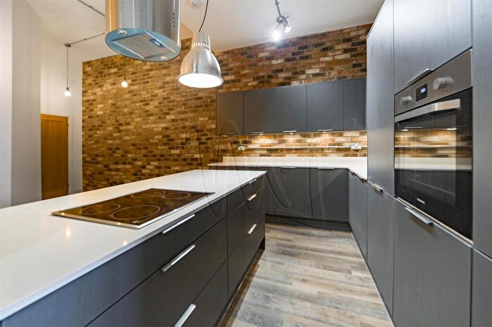 2 Bedroom Apartment For Sale In Sherborne Street, Birmingham, B16