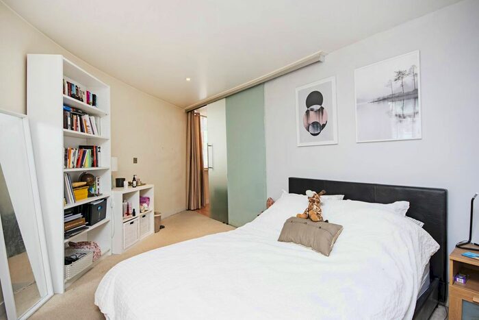 1 Bedroom Flat To Rent In Beatty Road, Stoke Newington, London, N16