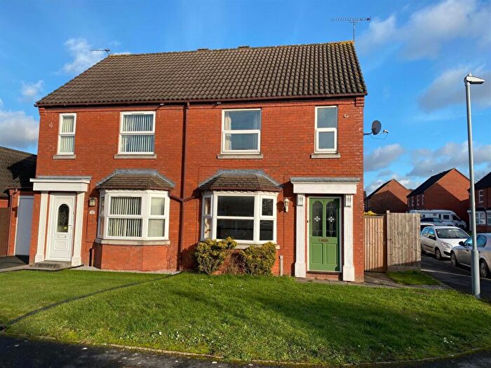 2 Bedroom Semi-Detached House To Rent In Rosewood Crescent, Leamington Spa, CV32