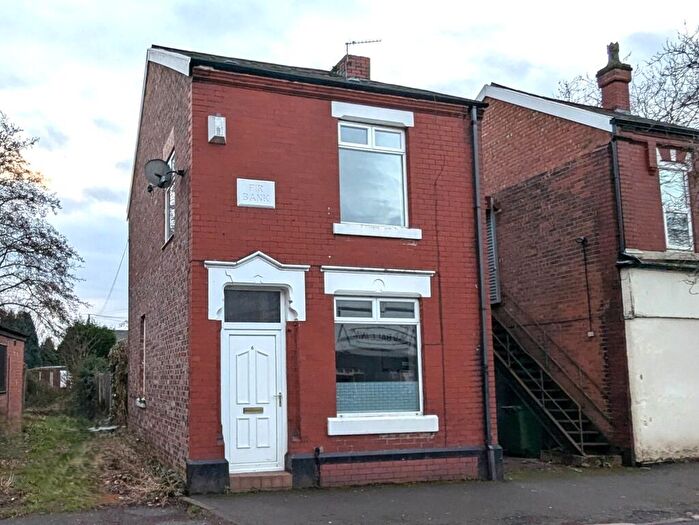 3 Bedroom Detached House To Rent In Smallshaw Lane, Ashton-Under-Lyne, OL6