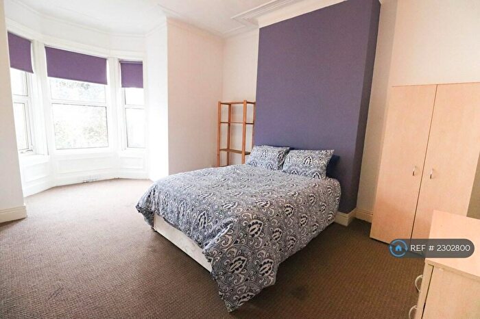 4 Bedroom Terraced House To Rent In Chillingham Road, Newcastle Upon Tyne, NE6