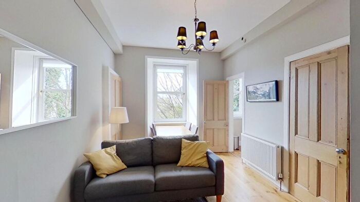 1 Bedroom Flat To Rent In Gibson Street, Edinburgh, EH7
