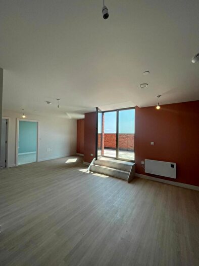 2 Bedroom Apartment For Sale In Talbot Road, Manchester, M16