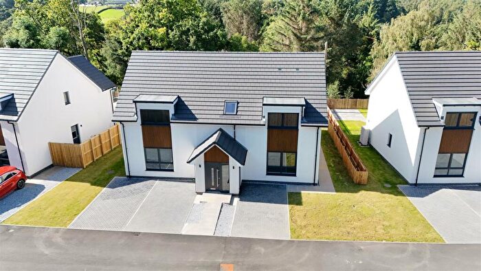 4 Bedroom Villa For Sale In Avon Street, Larkhall, ML9