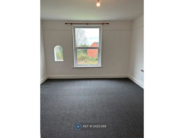 2 Bedroom Flat To Rent In Glenavon House, Kings Norton, Birmingham, B38