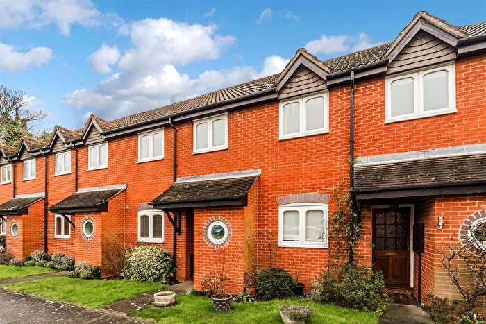 3 Bedroom Terraced House For Sale In Lower Sawley Wood, Banstead, SM7