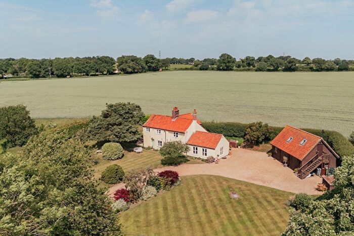 3 Bedroom Detached House For Sale In Cawston Road, Brandiston, Norfolk, NR10