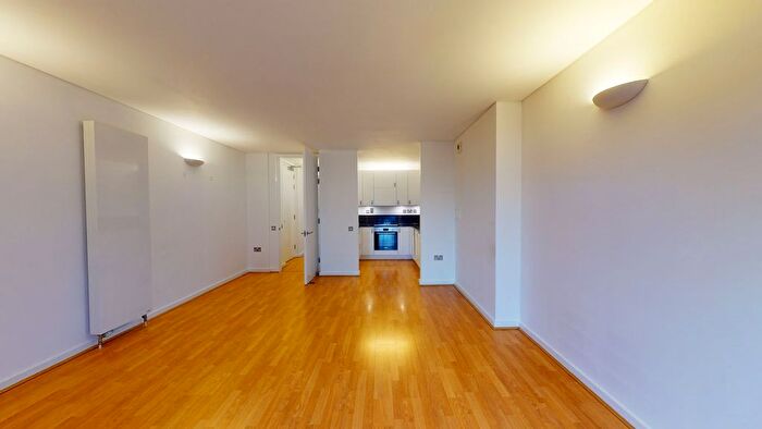 1 Bedroom Flat To Rent In West Parkside, London, SE10