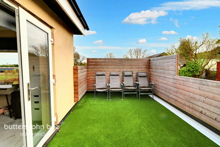 5 Bedroom Detached House For Sale In Station Road, Delamere, CW8