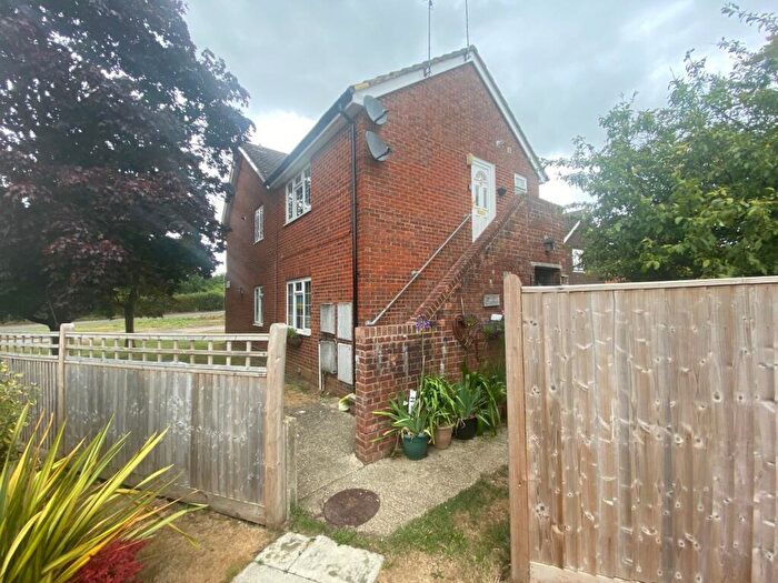 1 Bedroom Flat To Rent In Elmbridge Road, Cranleigh, GU6