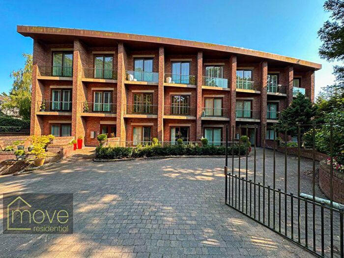 2 Bedroom Apartment To Rent In Yew Tree Road, Calderstones, Liverpool, Merseyside, L18