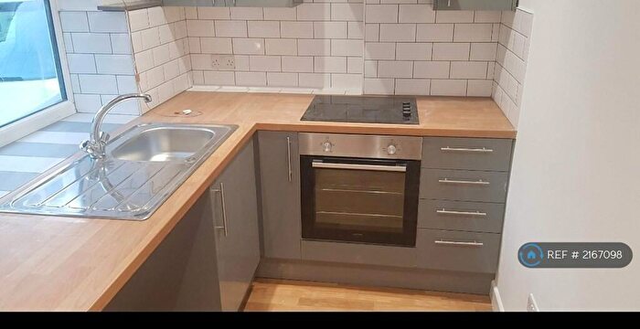 2 Bedroom Flat To Rent In Burlington Street, Weston-Super-Mare, BS23