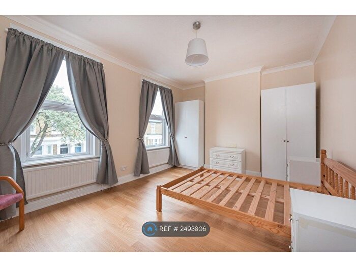 4 Bedroom Terraced House To Rent In Kay Road, London, SW9