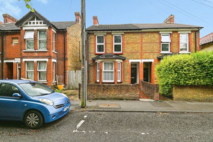 3 Bedroom Semi-Detached House For Sale In Old Tovil Road, Maidstone, Kent, ME15