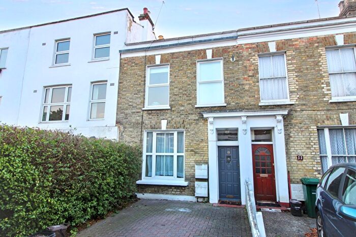 1 Bedroom Flat For Sale In Stanhope Road, North Finchley, N12