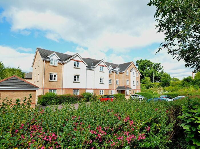 2 Bedroom Flat To Rent In Chandlers Gate, Chandler's Ford, SO53