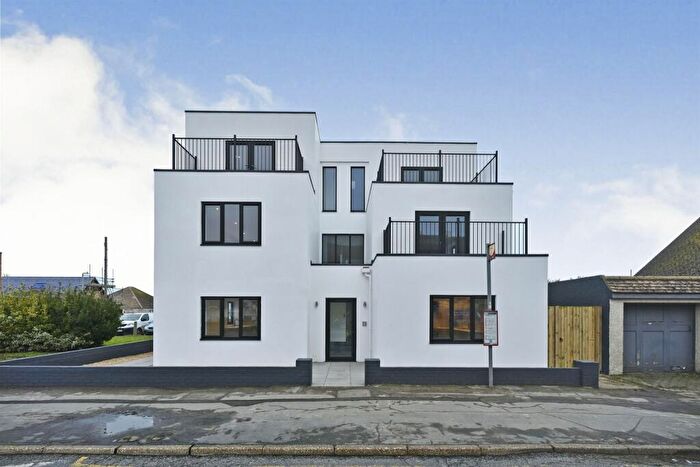 1 Bedroom Flat For Sale In South Coast Road, Peacehaven, BN10