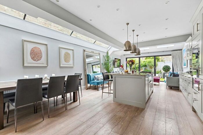 4 Bedroom Terraced House To Rent In Parfrey Street, Hammersmith, London, W6