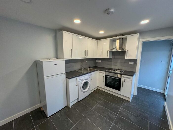 1 Bedroom Flat To Rent In Lordship Lane, London, SE22