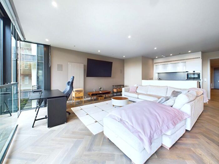 2 Bedroom Apartment To Rent In Simpson Loan, Quartermile, Edinburgh, EH3