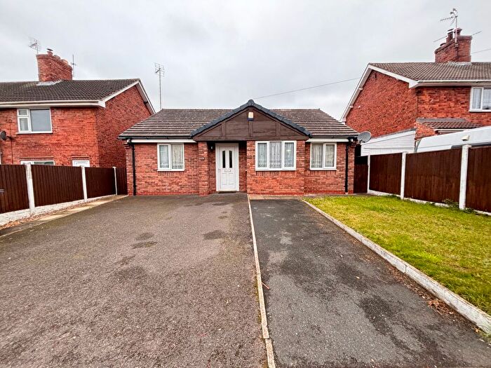 3 Bedroom Detached Bungalow To Rent In Pool Close, Nottingham, NG16