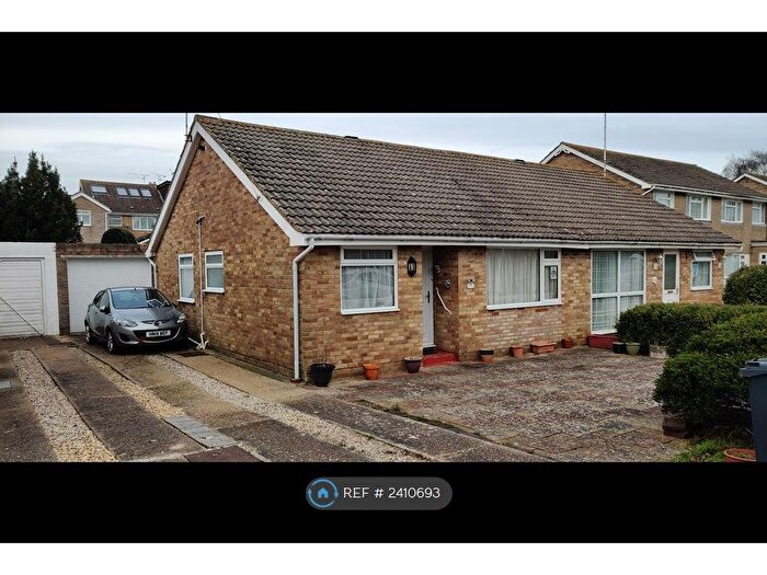 2 Bedroom Bungalow To Rent In Wayside Avenue, Worthing, BN13