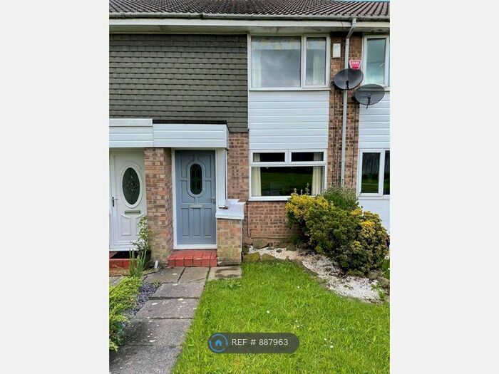 2 Bedroom Terraced House To Rent In Grebe Walk, Stockport, SK2