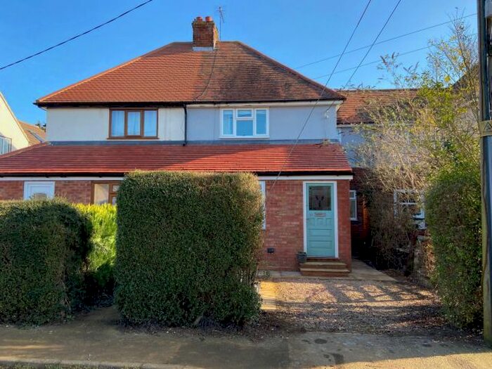 3 Bedroom Terraced House For Sale In Hillcrest Road, Gayton, Northampton, NN7