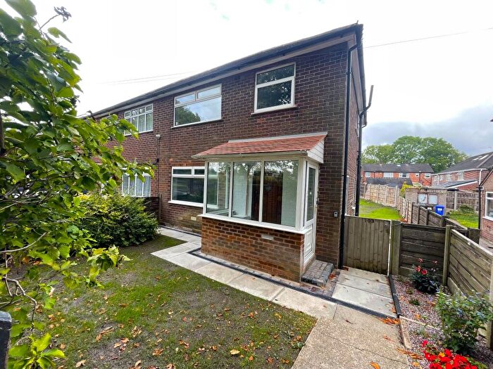 3 Bedroom Semi-Detached House For Sale In Firbank Road, Manchester, M23