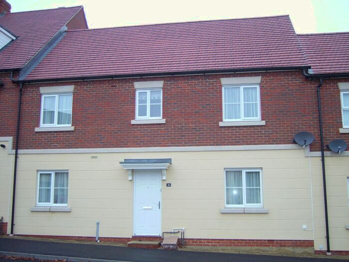 4 Bedroom Property To Rent In Brigadier Gardens, Repton Park, Ashford, TN23