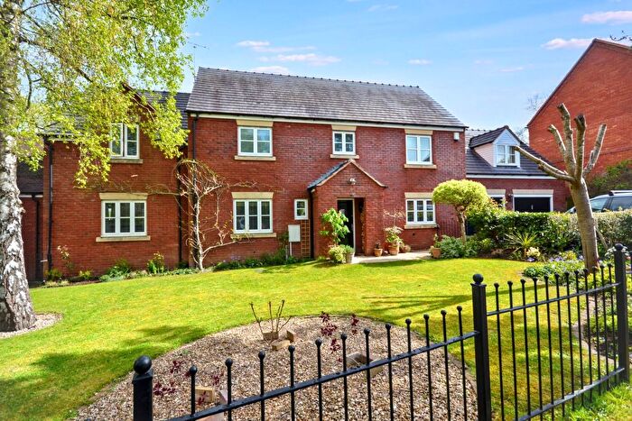 5 Bedroom Detached House For Sale In Quarry Close, Hartpury, Gloucestershire, GL19