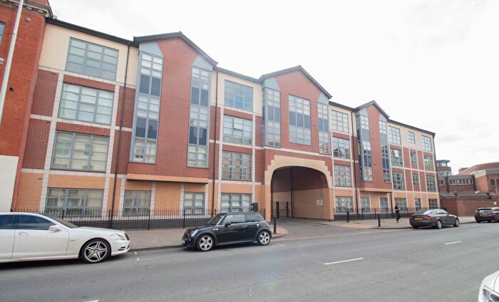 2 Bedroom Flat To Rent In Wright Street, Hull, HU2