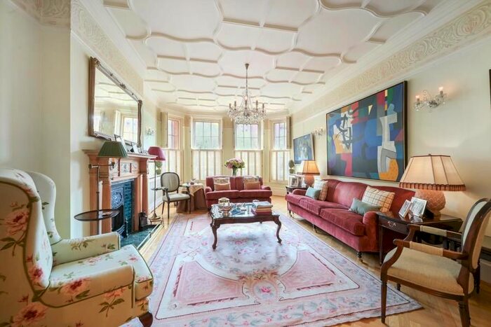 5 Bedroom Flat For Sale In Oakwood Court, Abbotsbury Road, Kensington, W14