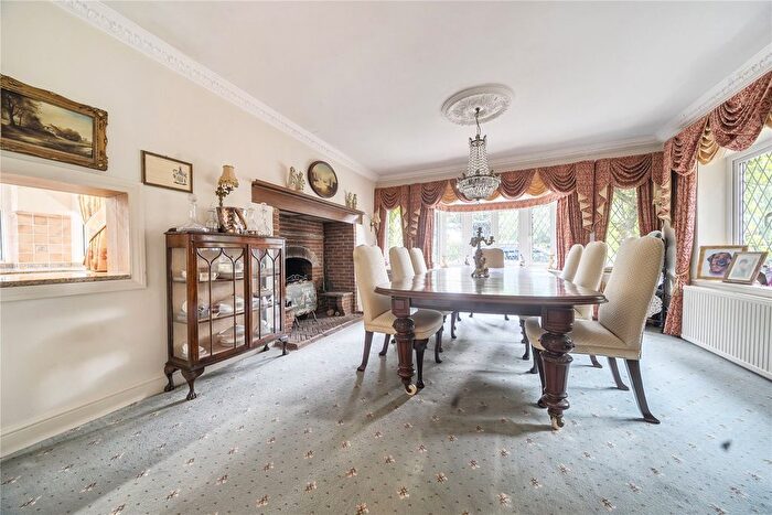 6 Bedroom Detached House For Sale In Links Lane, Rowlands Castle, PO9