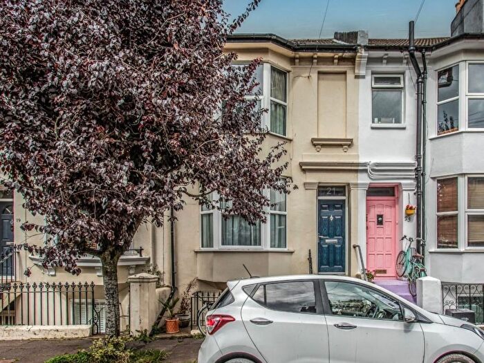 4 Bedroom Terraced House For Sale In Newmarket Road, Brighton, BN2