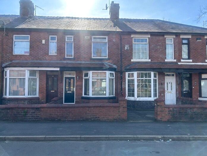 3 Bedroom Terraced House For Sale In Corona Avenue, Hollins, Oldham, OL8