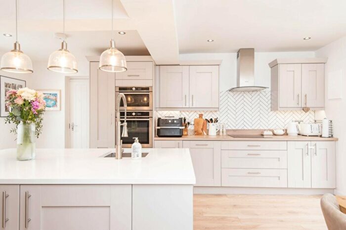 3 Bedroom Semi-Detached House For Sale In Charnock Dale Road, Sheffield, S12