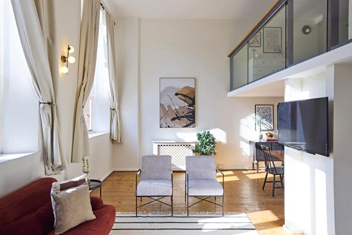 2 Bedroom Flat For Sale In Cormont Road, Camberwell, SE5