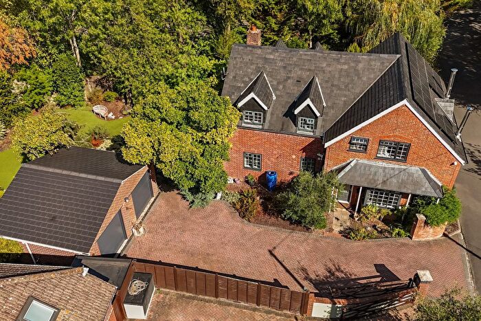 4 Bedroom Detached House For Sale In Southampton Road, Hythe, Southampton, SO45