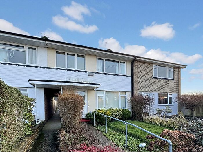 3 Bedroom Terraced House For Sale In Greenland Road, Worthing, BN13