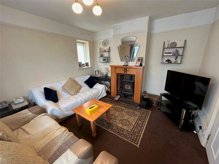 3 Bedroom Bungalow For Sale In Rocky Lane, Benllech, Anglesey, Sir Ynys Mon, LL74